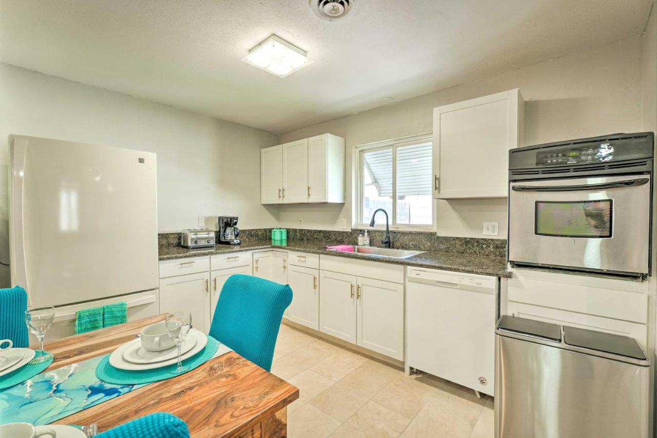 Las Vegas Getaway With Patio About 3 Mi To Strip! エクステリア 写真